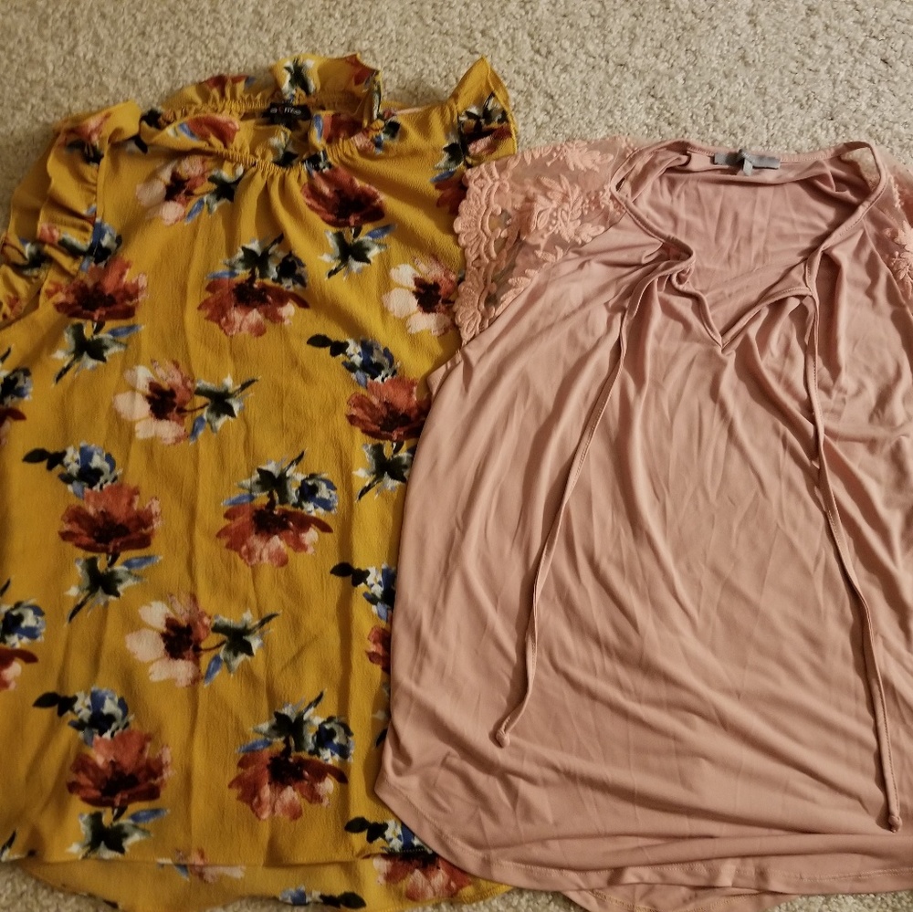 Lot of 2 Size XL blouses